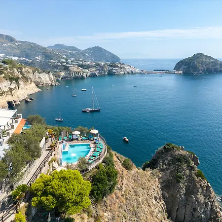 Otel Punta Chiarito 4*