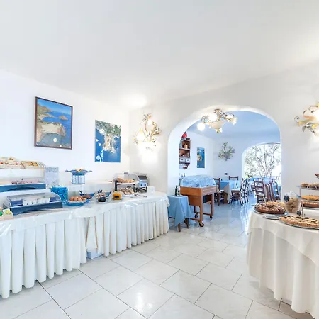 Otel Punta Chiarito 4*