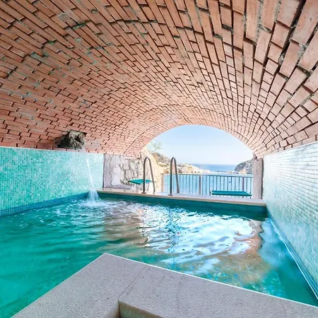 Hotel Punta Chiarito