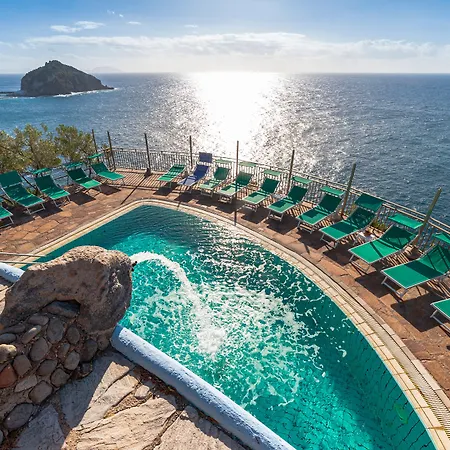 Punta Chiarito Hotel 4*