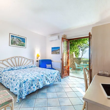 Hotel Punta Chiarito