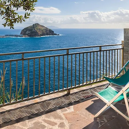 Hotel Punta Chiarito