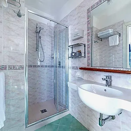 Punta Chiarito Hotell