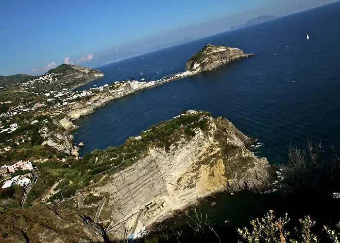 ホテル Punta Chiarito