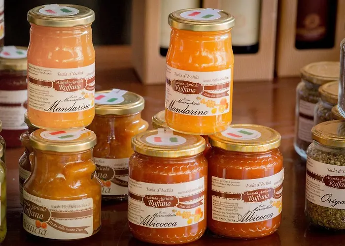 Отель Punta Chiarito Форио